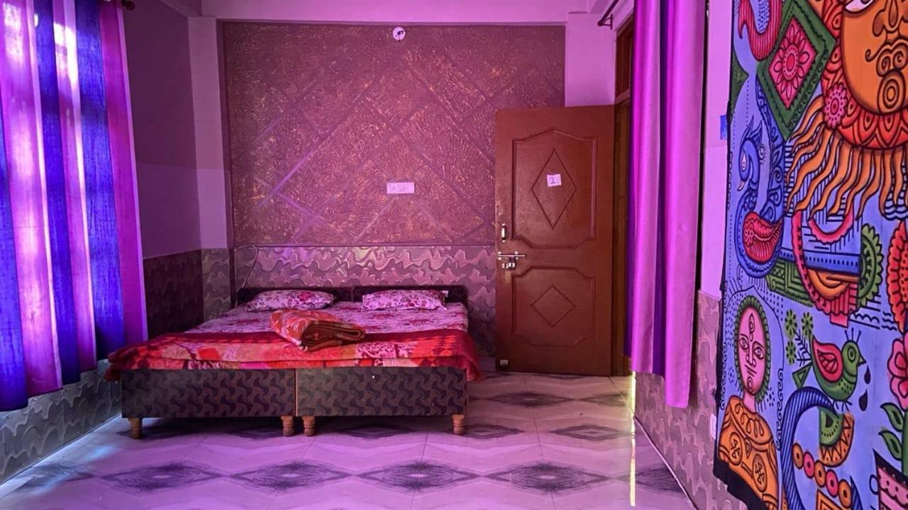 Nucleus Guest House 卡索尔 客房 照片